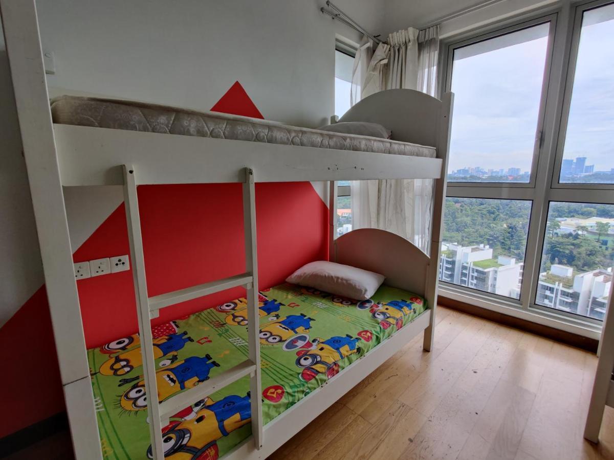 Starsbed Klcc Skyview Roof Pool Hostel Куала-Лумпур Экстерьер фото